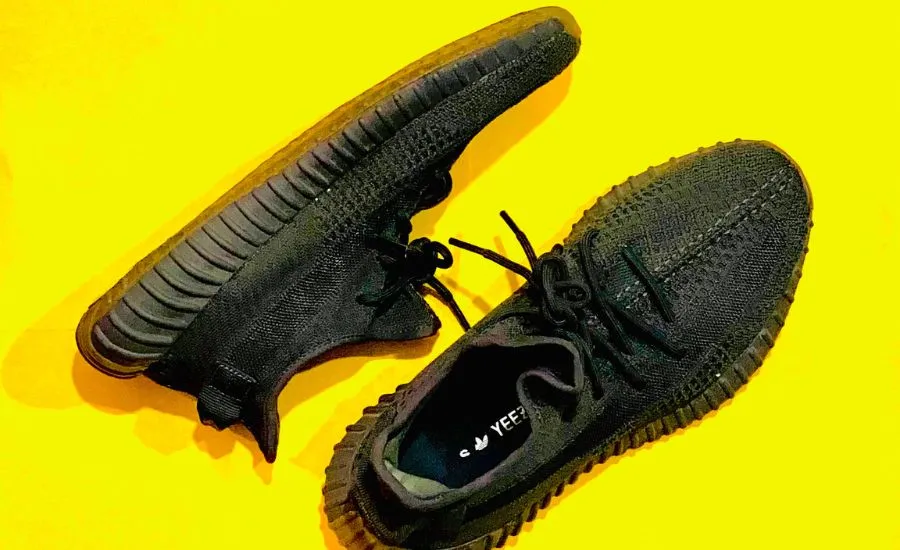 yeezy kanye west sneakers