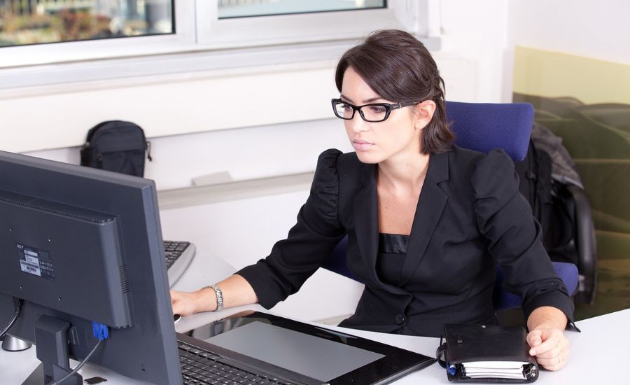 accountant looking at her computer