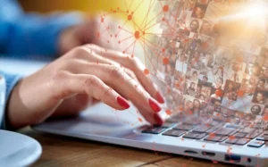 HR specialist using HR software for payroll of remote workers